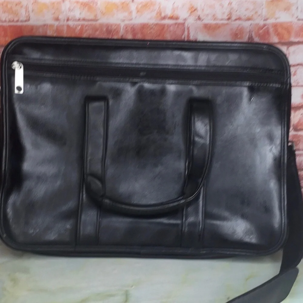 Vintage Black Faux Leather Laptop Bag